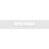 Découpe de lettres : "Guest house"
