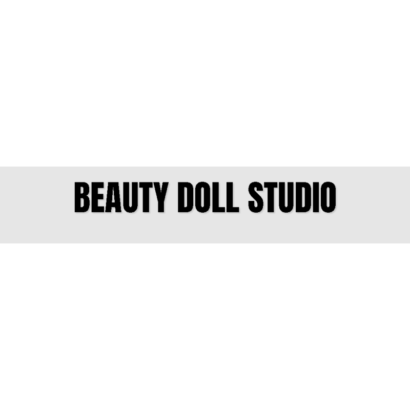 Découpe de lettres : "BEAUTY DOLL STUDIO"